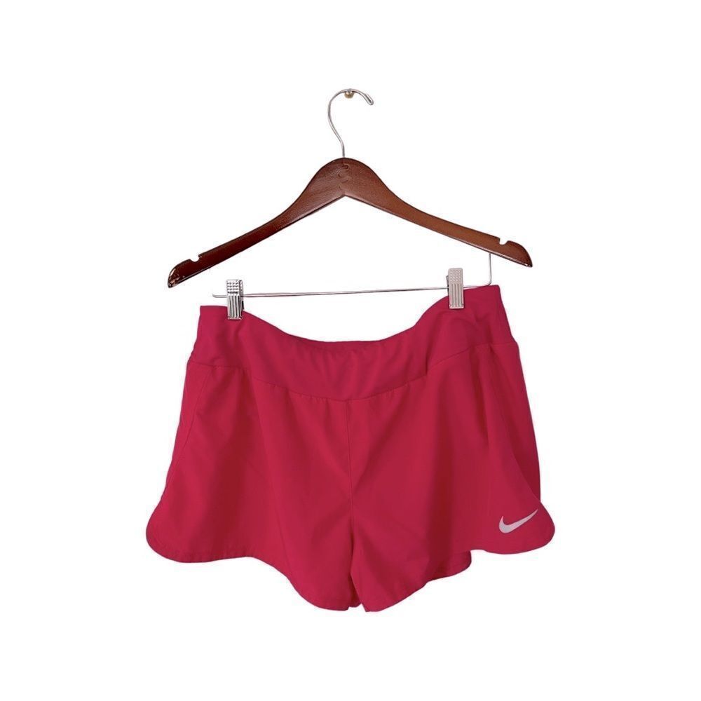 Nike Women's Athletic Shorts - Pink